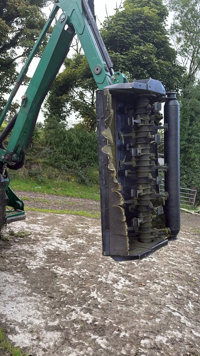 2014 Spearhead Twiga 655T Hedgecutter - Image 2