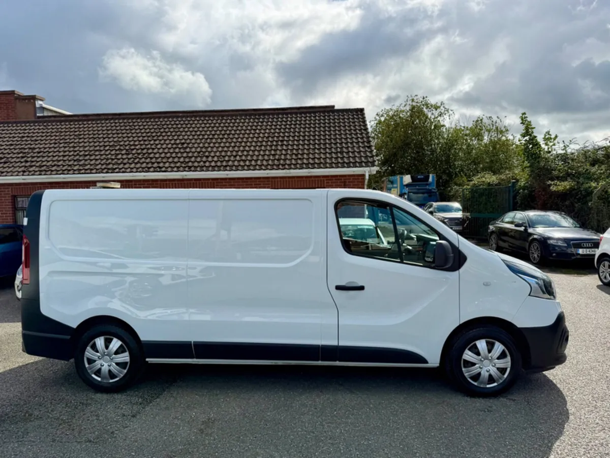 Renault Trafic LL30 ENERGY DCI 120 BUSINESS P - Image 3