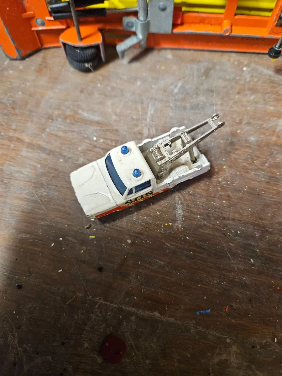 Matchbox Majorette Tow Truck Wrecker
