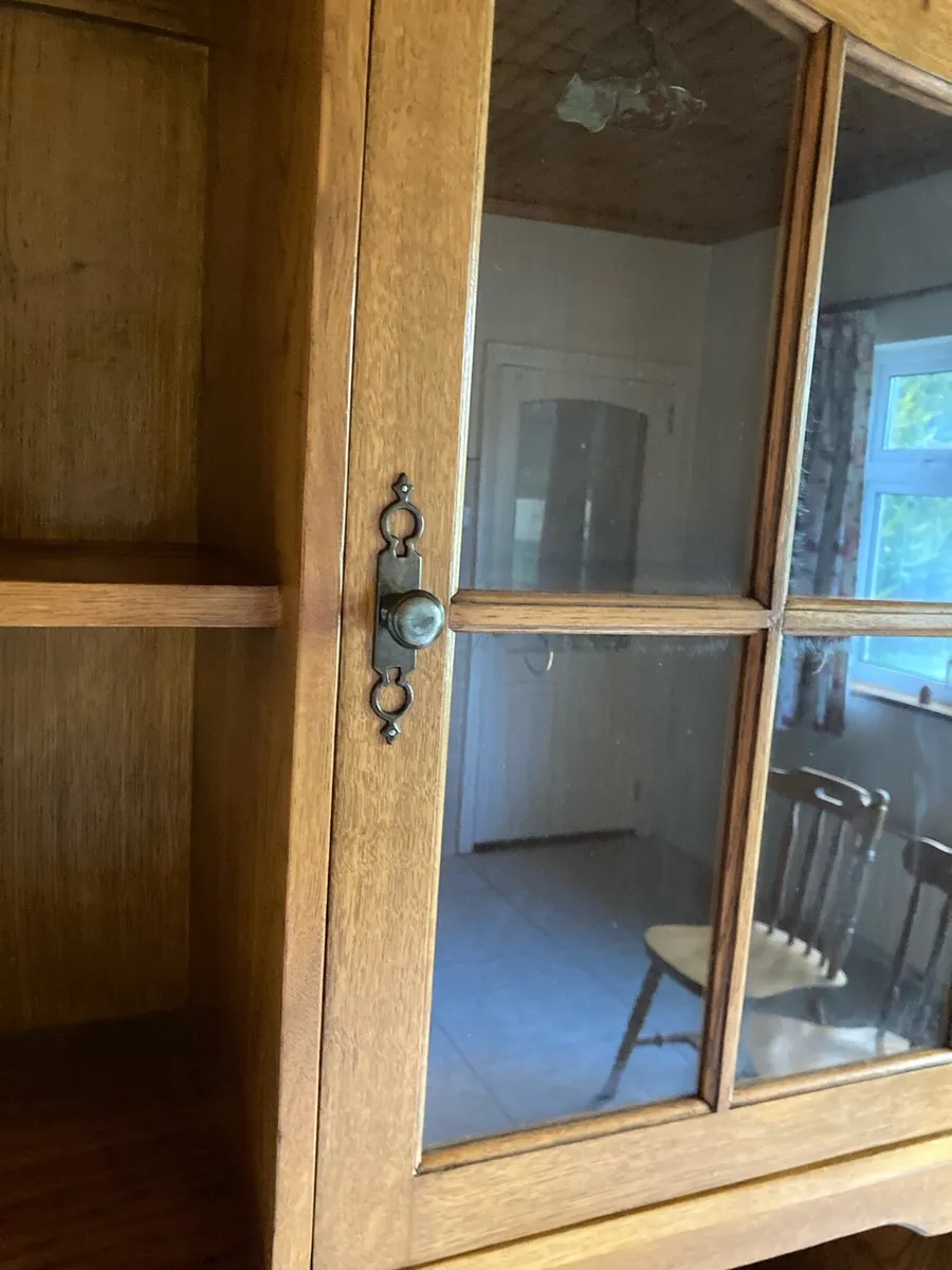 Large oak dresser - Image 3