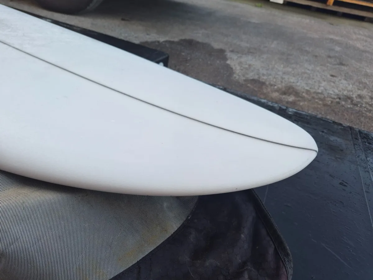 Lost ezup surfboard - Image 3