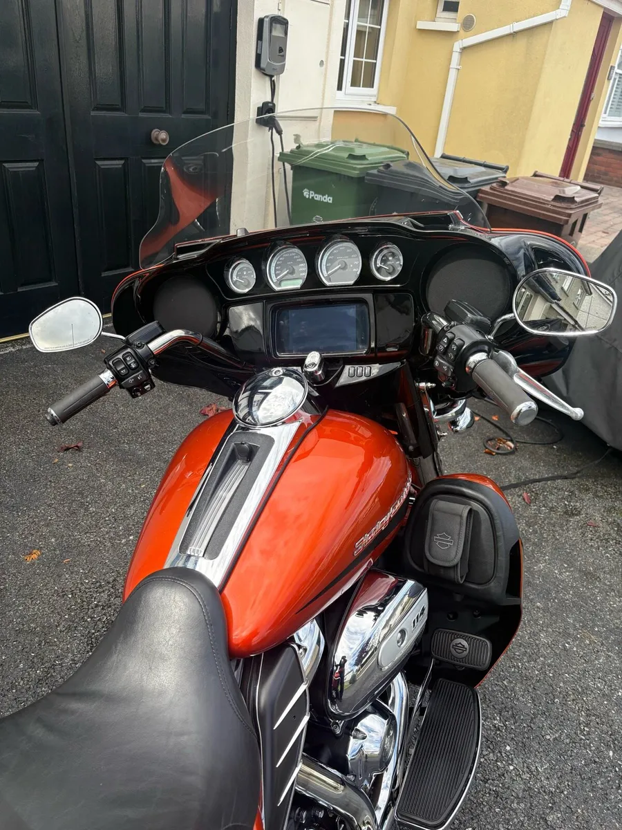 Motorcycle - Image 3