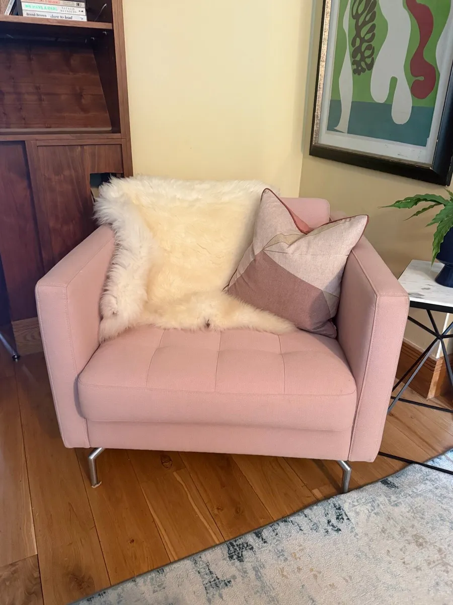 Armchair - Image 2