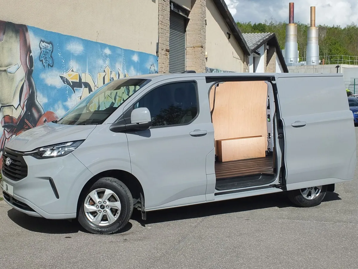 2024 Ford Transit Custom Panel Van - Image 4