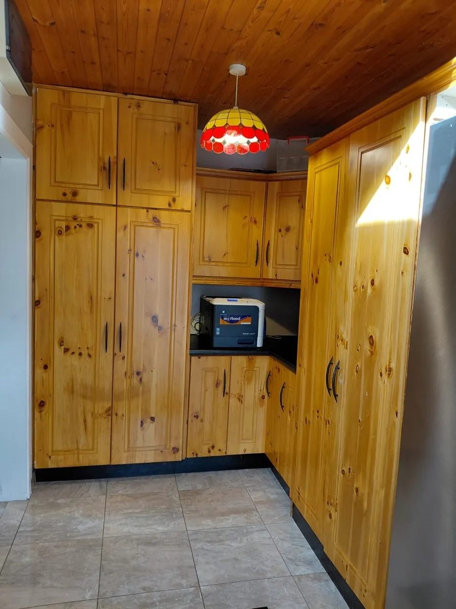 Solid Pine Kitchen - Image 2