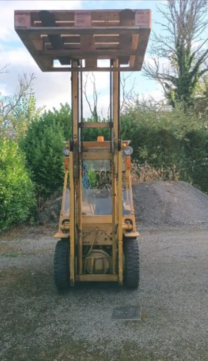Forklift 2.5 tonne - Image 2