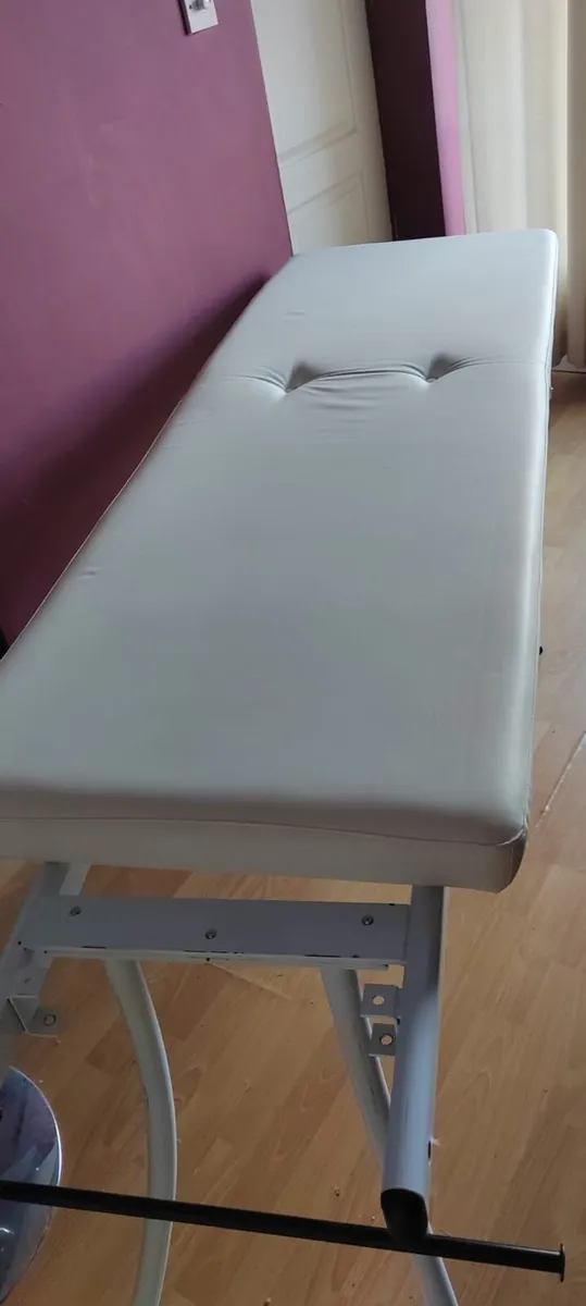 Beauty / Massage Table - FREE - - Image 3