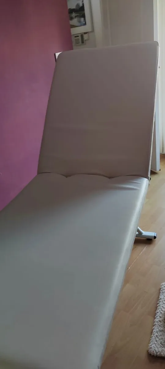 Beauty / Massage Table - FREE - - Image 1