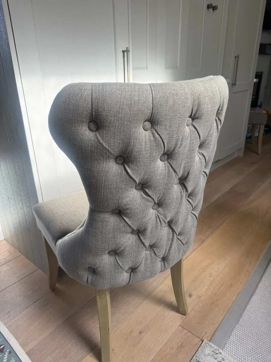 8 Dining Chairs - Image 2