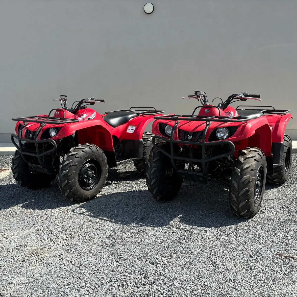 Yamaha Grizzly 350 Quad ATV - Image 1