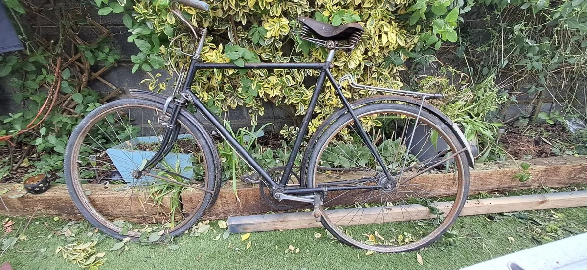 Vintage bicycle Raleigh Humber