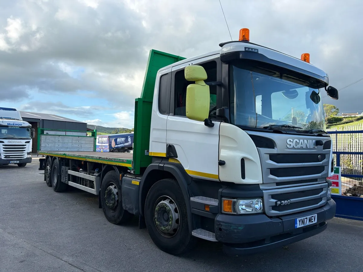 2017 Scania P360 8x2 Flatbed Moffett Lorry 154K Km - Image 1