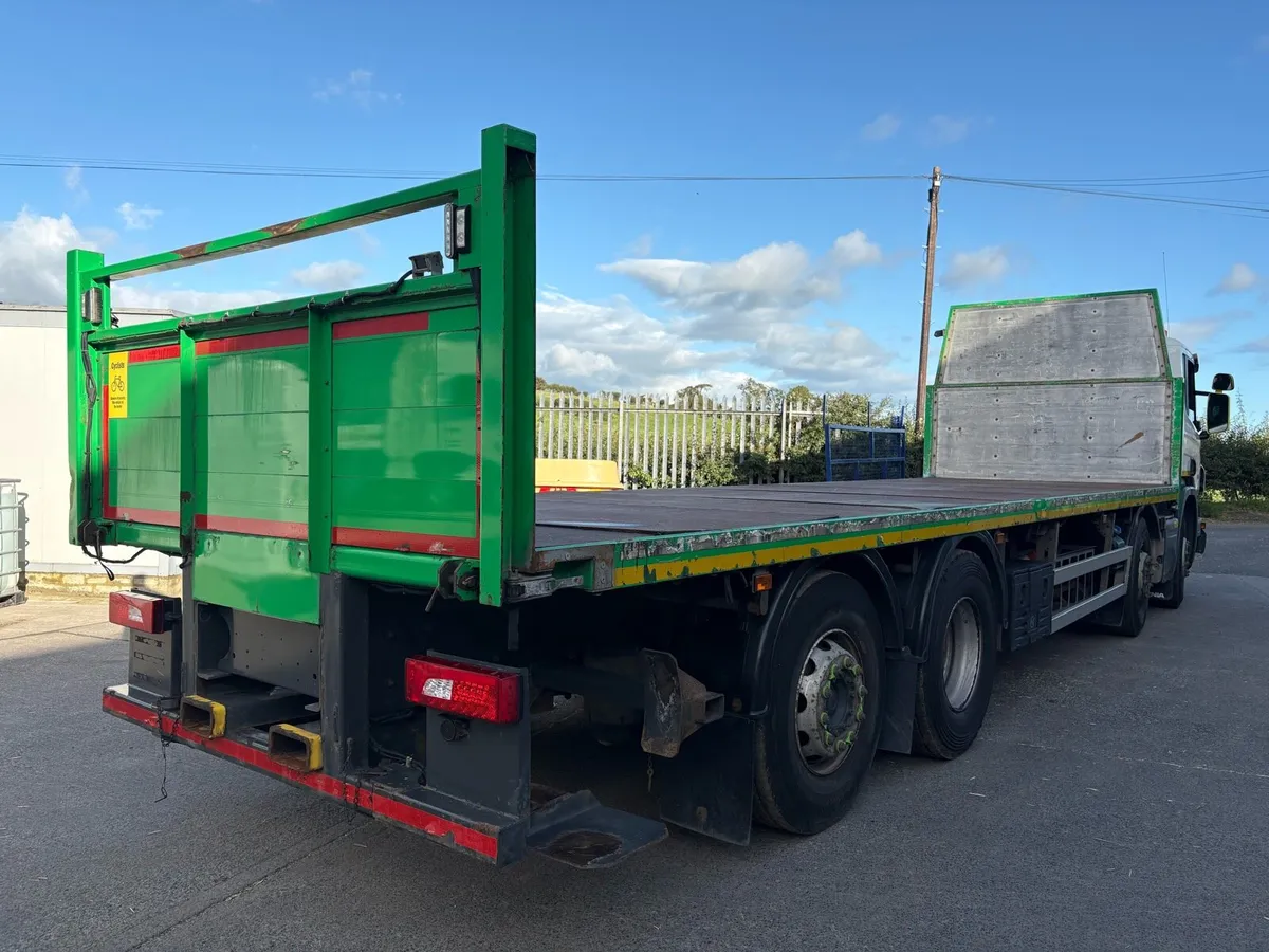 2017 Scania P360 8x2 Flatbed Moffett Lorry 154K Km - Image 4