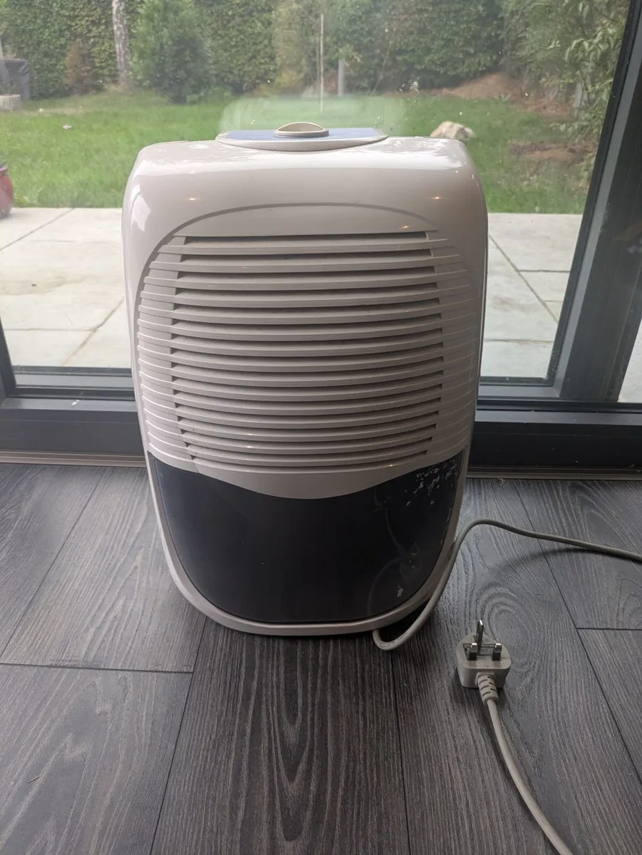Saraha 5 Litre Home Dehumidifier - Image 1