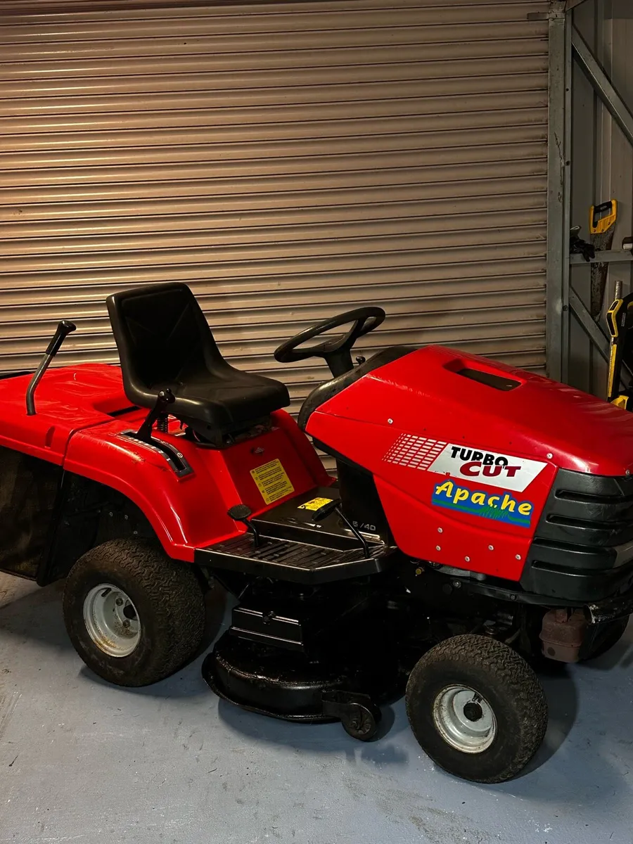 Apache Turbo cut Ride on Mower - Image 2