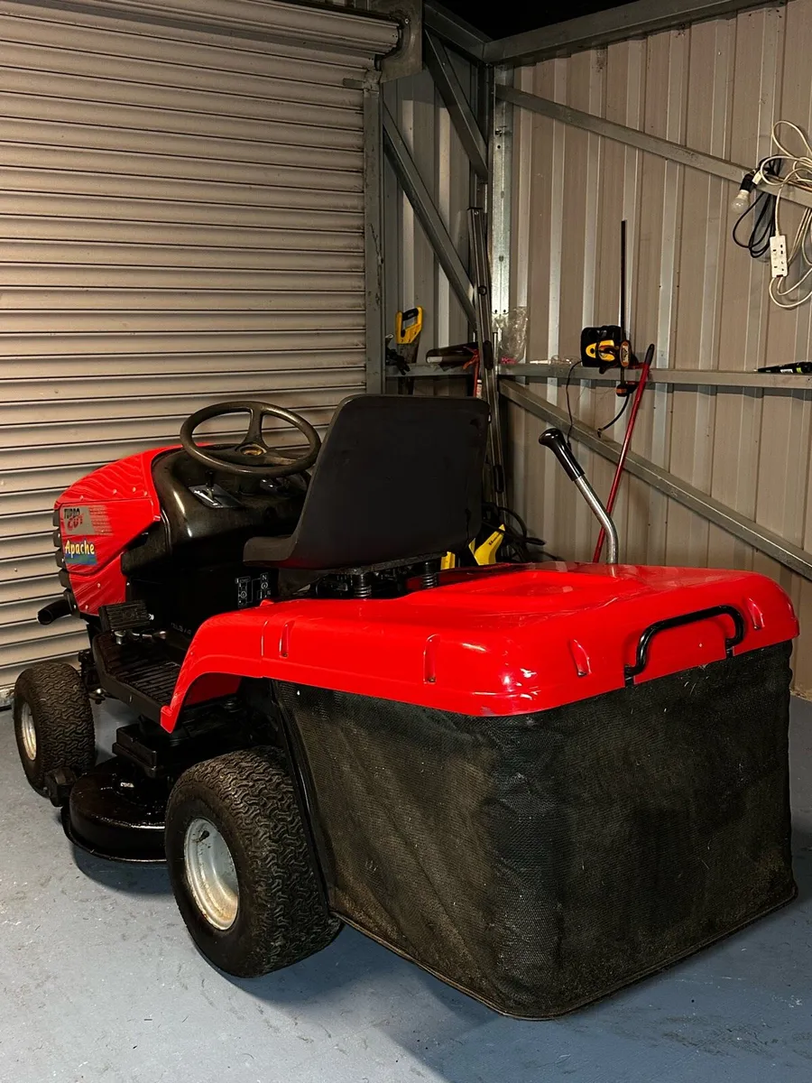 Apache Turbo cut Ride on Mower - Image 3