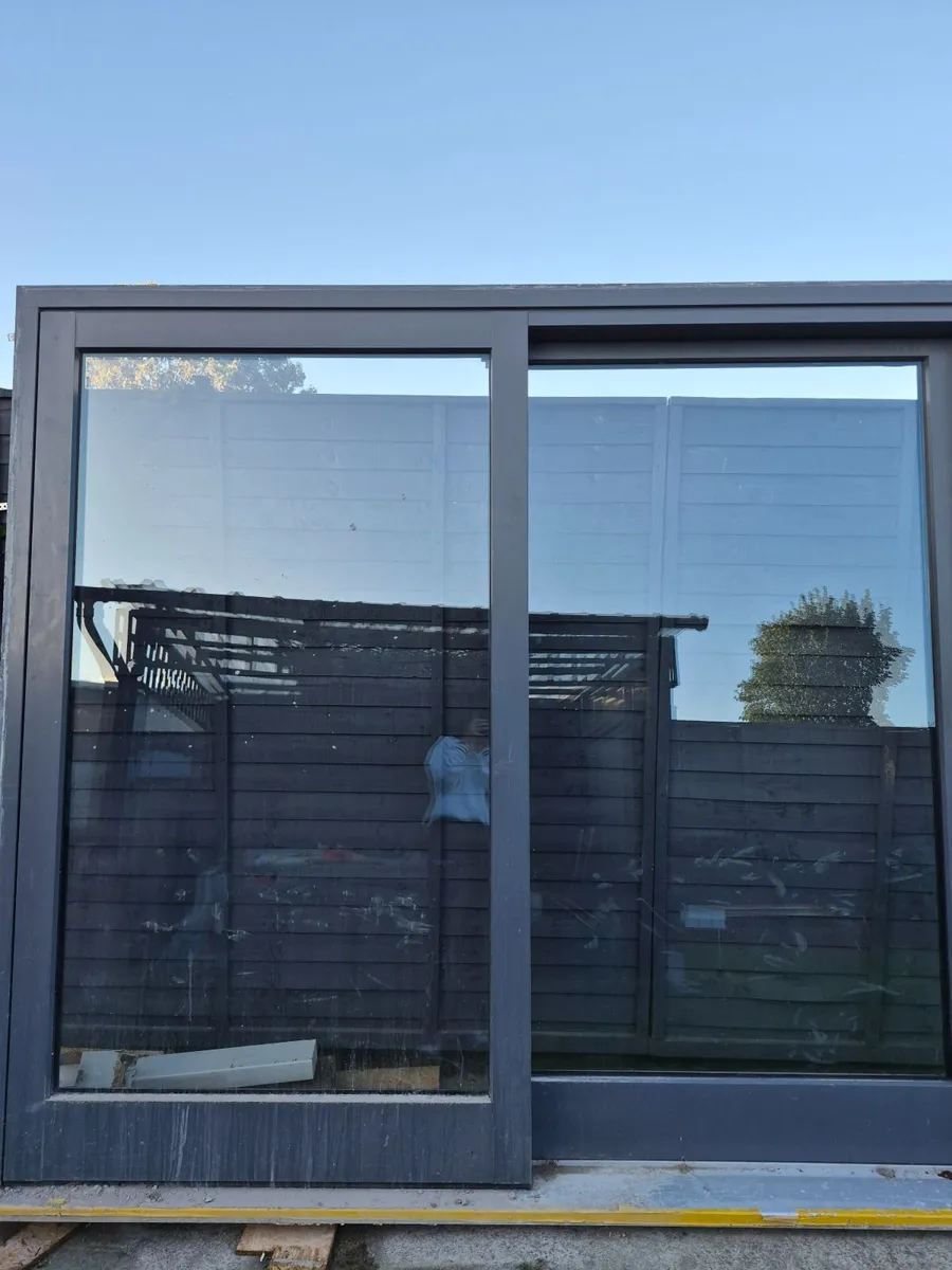 Back door of house - Image 1