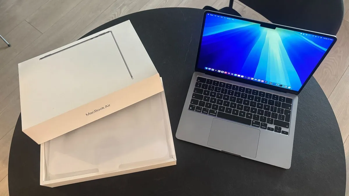 Macbook Air M3 2024 13" (warranty, receipt & box) - Image 1