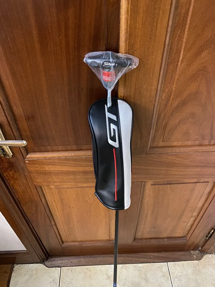 Titleist GT 3 18 Degree 5 wood 75 G X Flex As New - Image 1