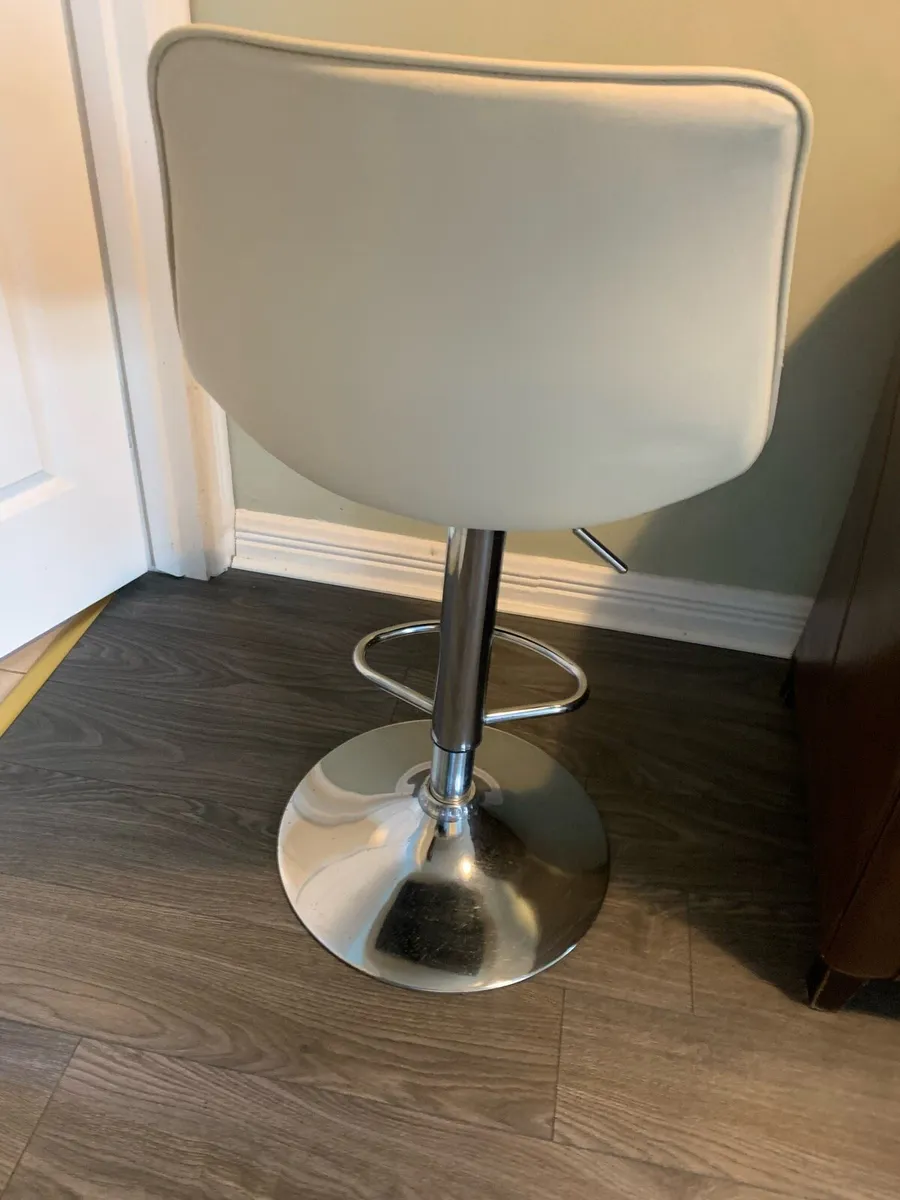 Kitchen stool - Image 2