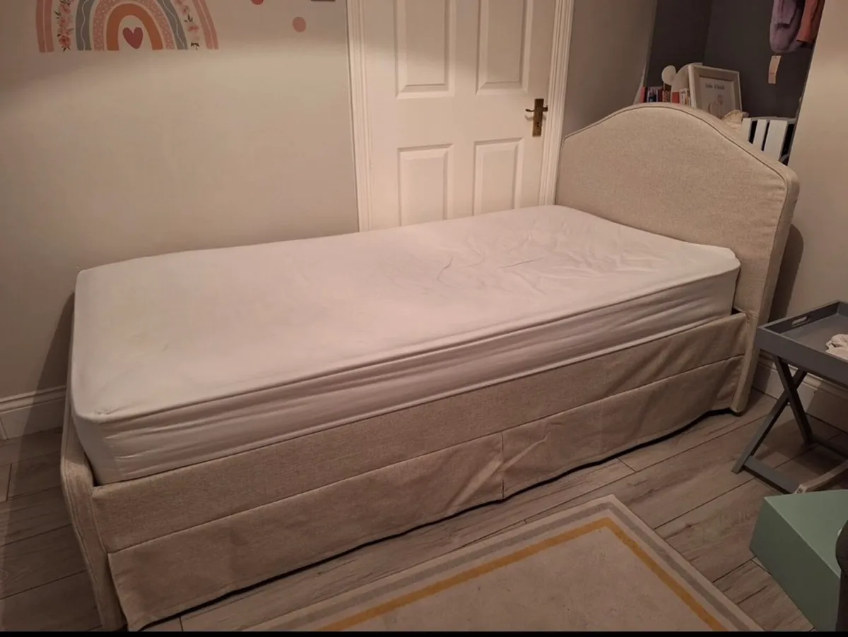 Standard Single Bed - Image 2