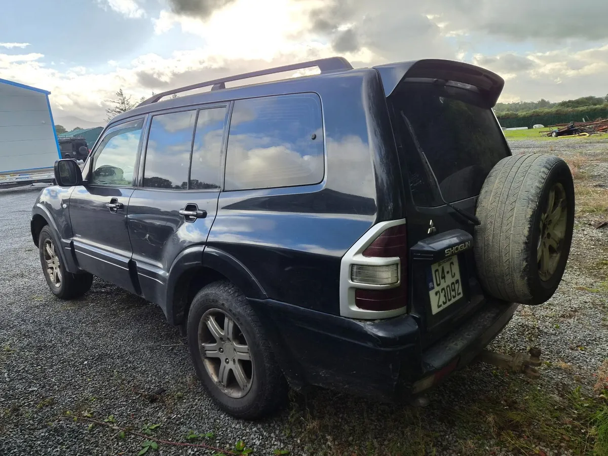 Mitsubishi Pajero 2004 - Image 4