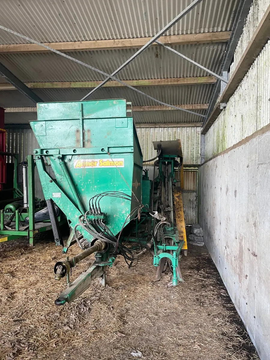 Armer salmon beet Harvestor - Image 1