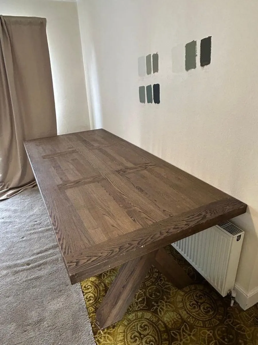 Diamond Furniture Horsen X-Leg Dining table - Image 1