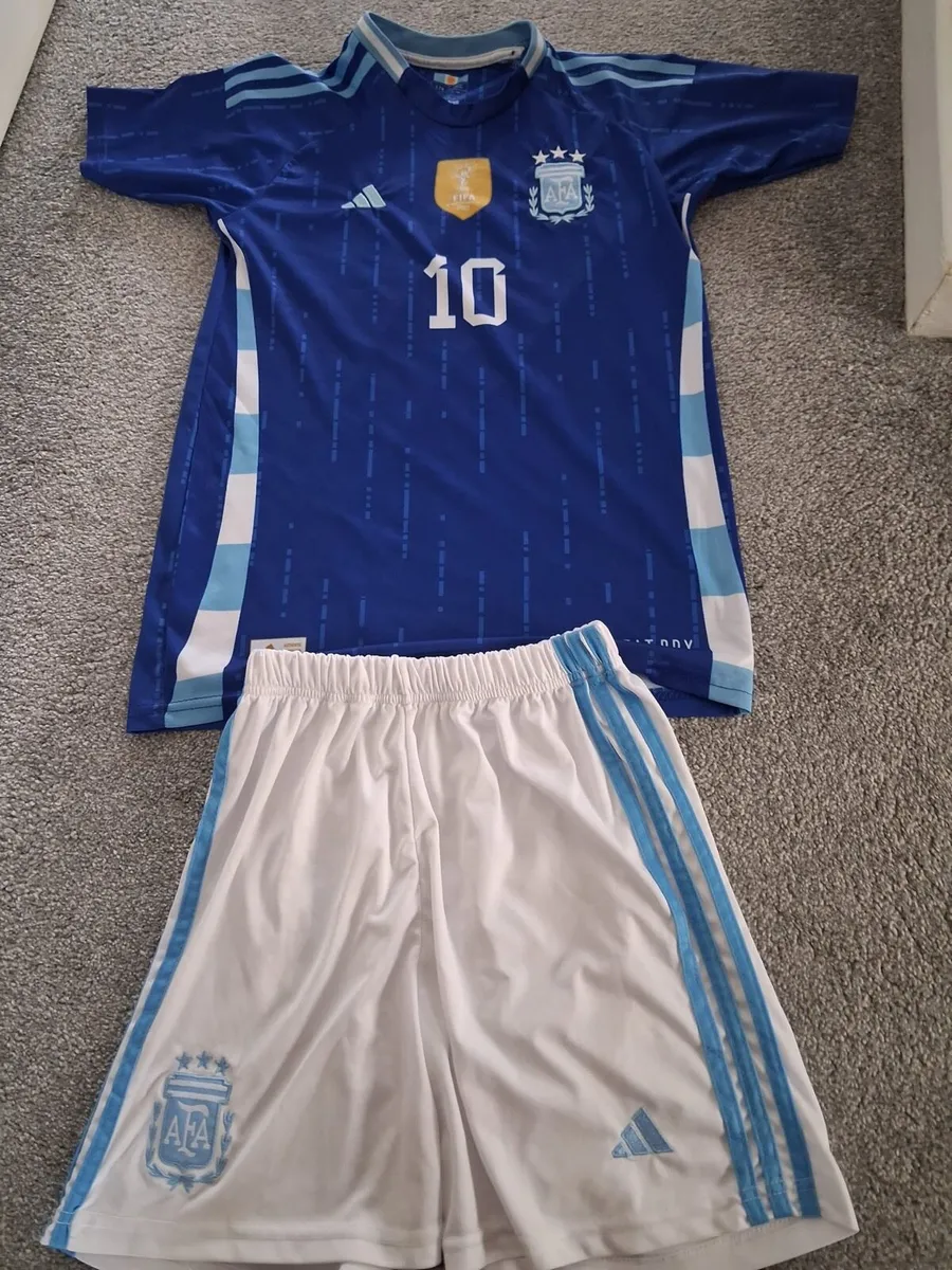 Messi kids sports kit 176 13-15 years old - Image 1
