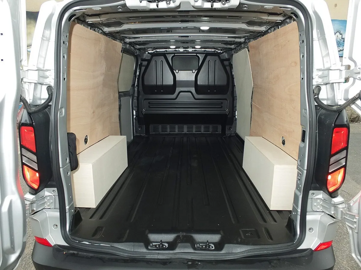 2024 Ford Transit Custom Panel Van - Image 3