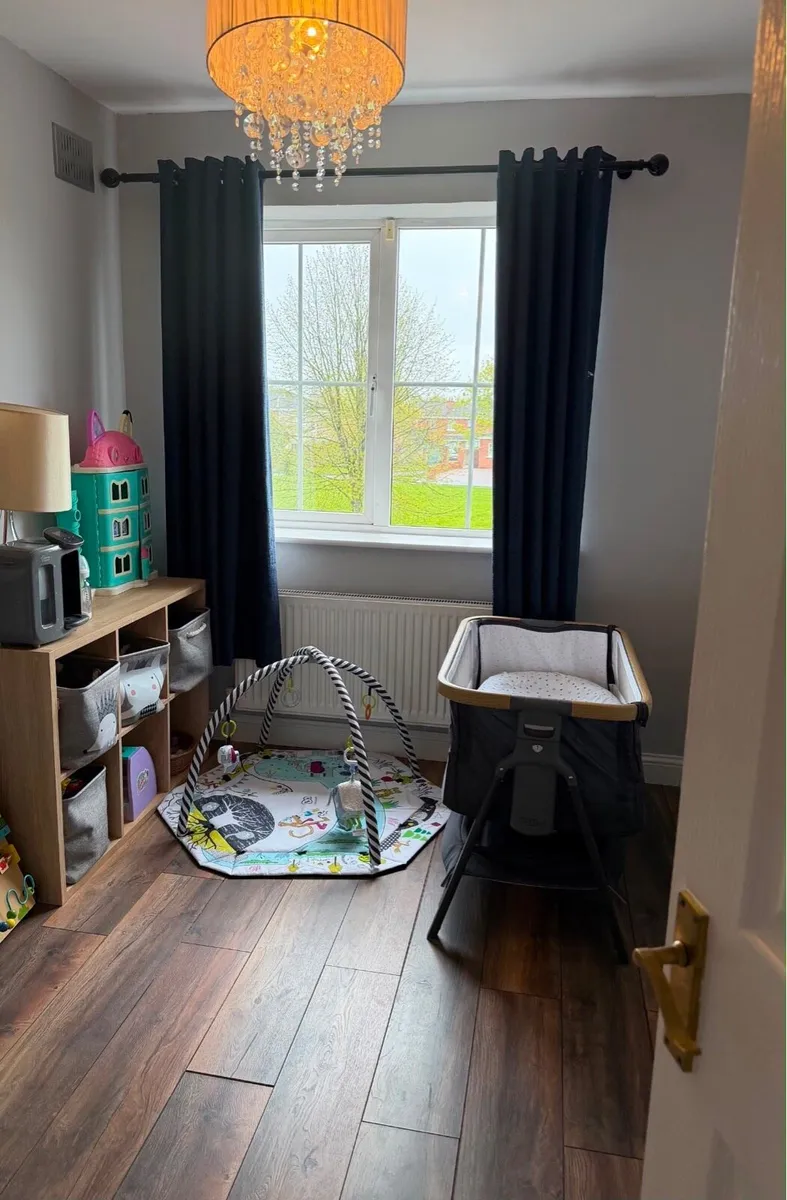 Bedside crib - Image 4
