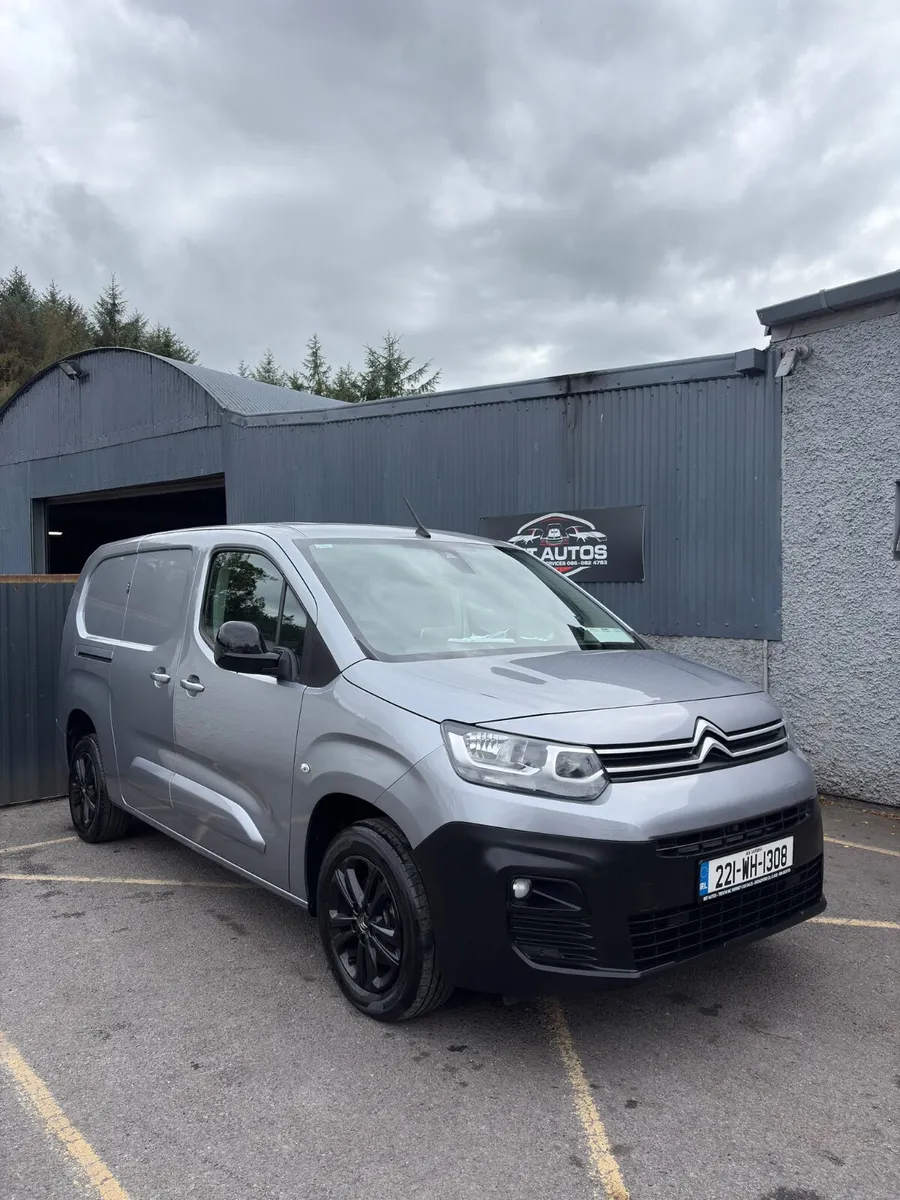 Citroen Berlingo 2022 - Image 2