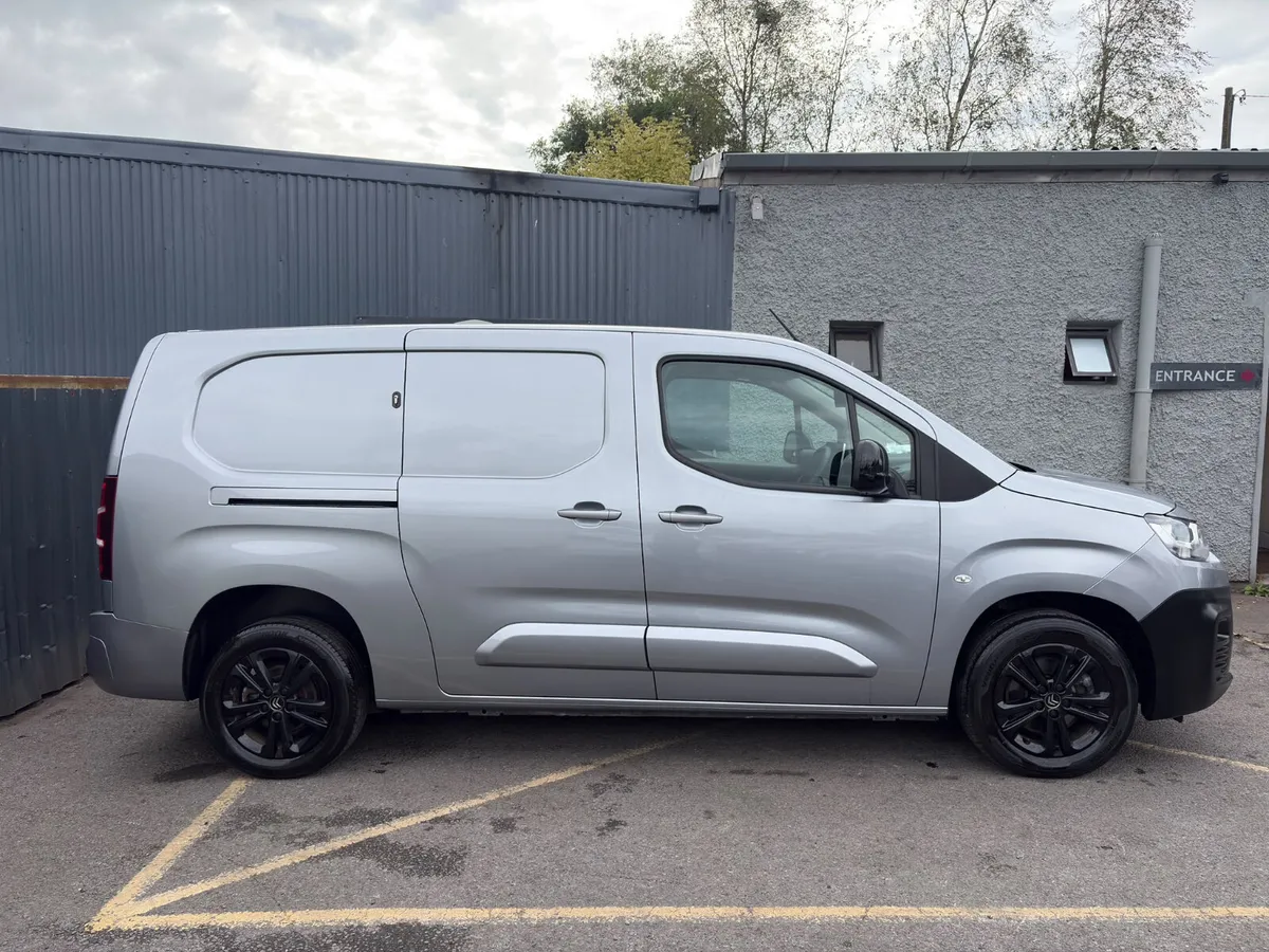 Citroen Berlingo 2022 - Image 3