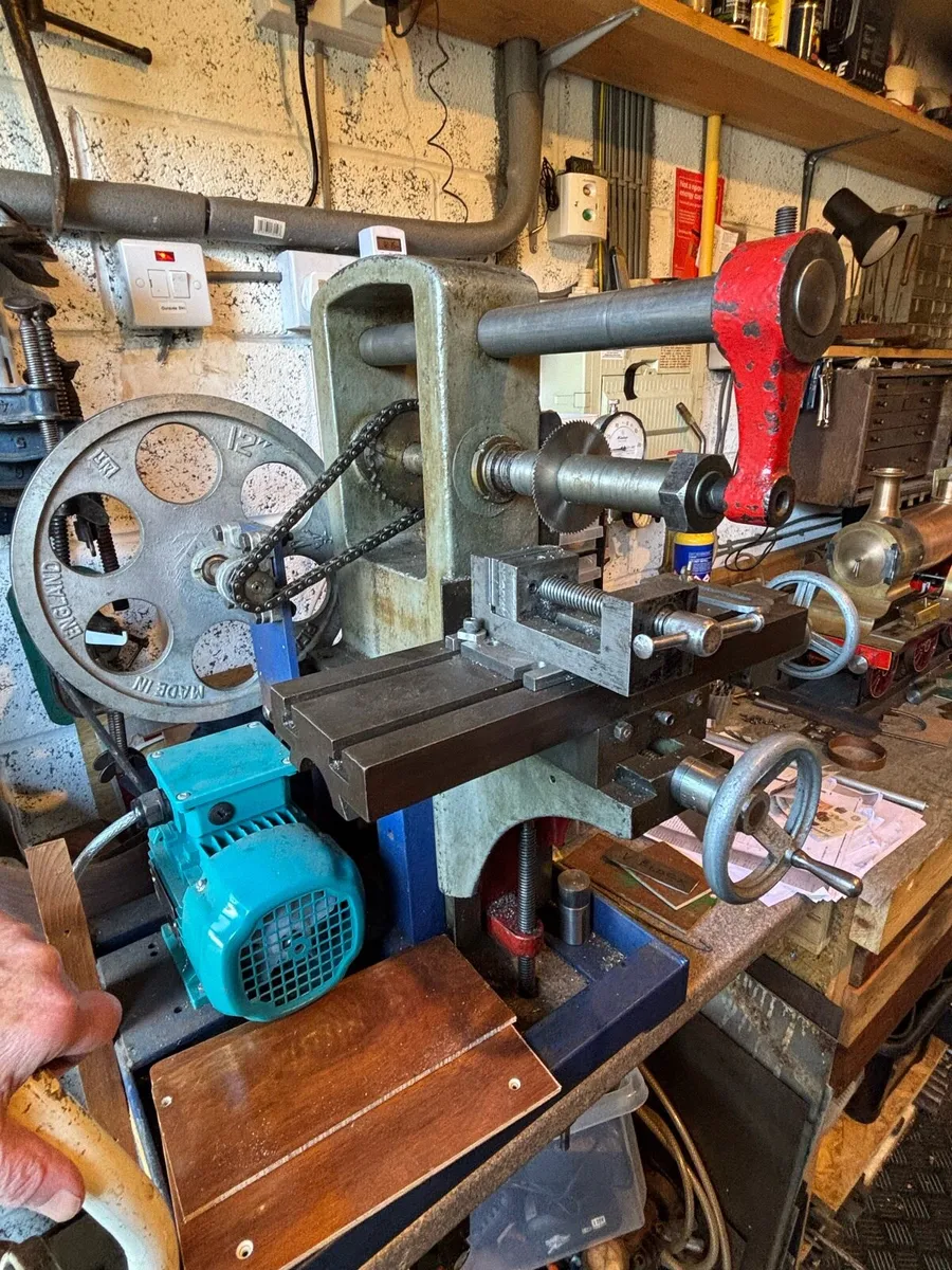 British HORIZONTAL MILLING MACHINE 240v - Image 3