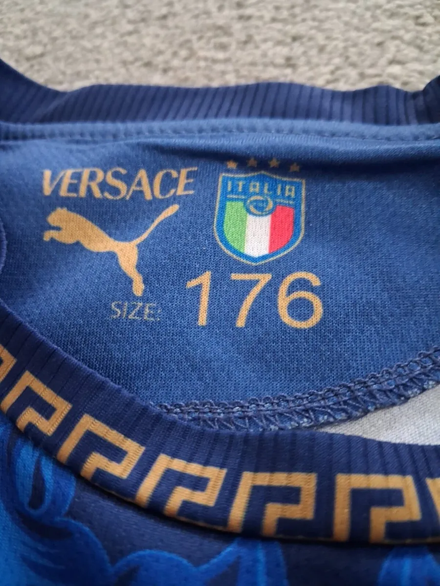 Custom soccer kit 13-15 years old - Image 3