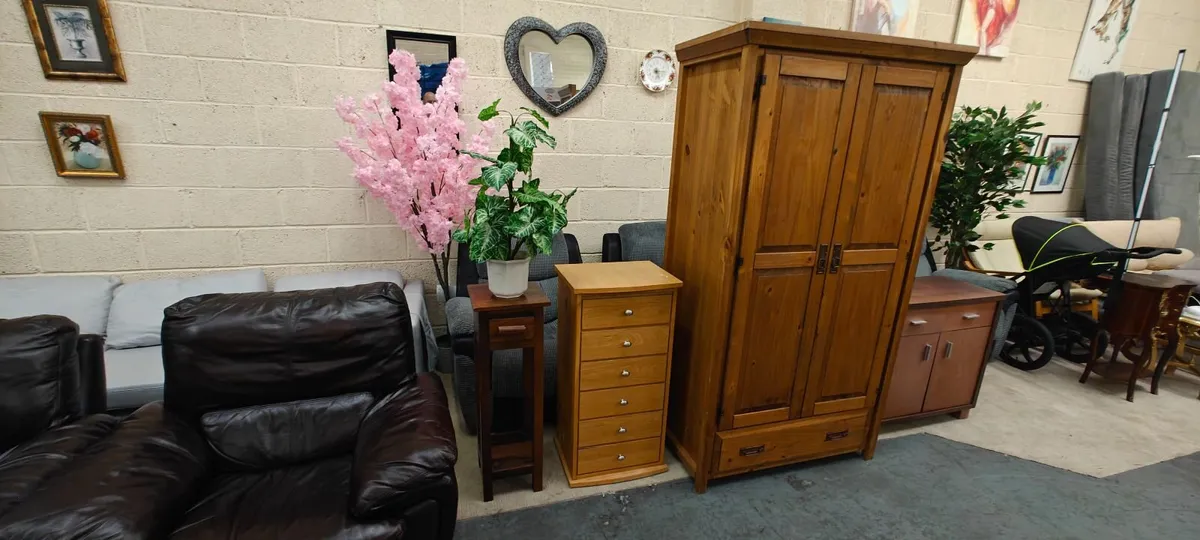 Solid Wood Double Wardrobe - Image 3