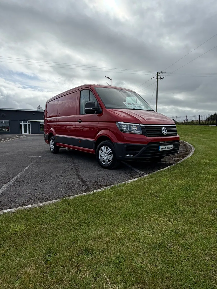 VW CRAFTER MWB low mileage - Image 1