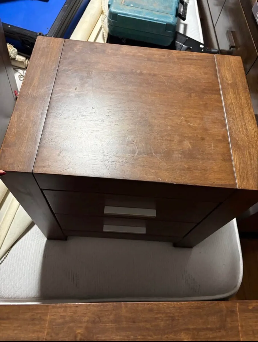 2 bedside lockers - Image 2