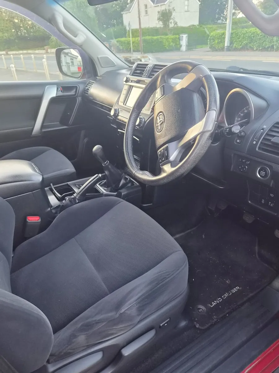 Toyota Land Cruiser 2017 - Image 3