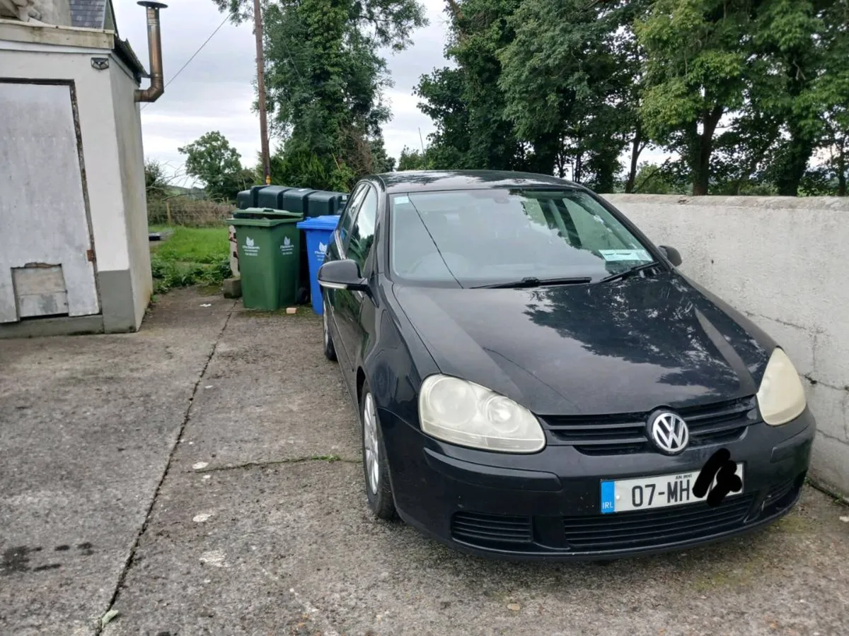 2007 mk5 golf 1.4 petrol for breaking only - Image 1
