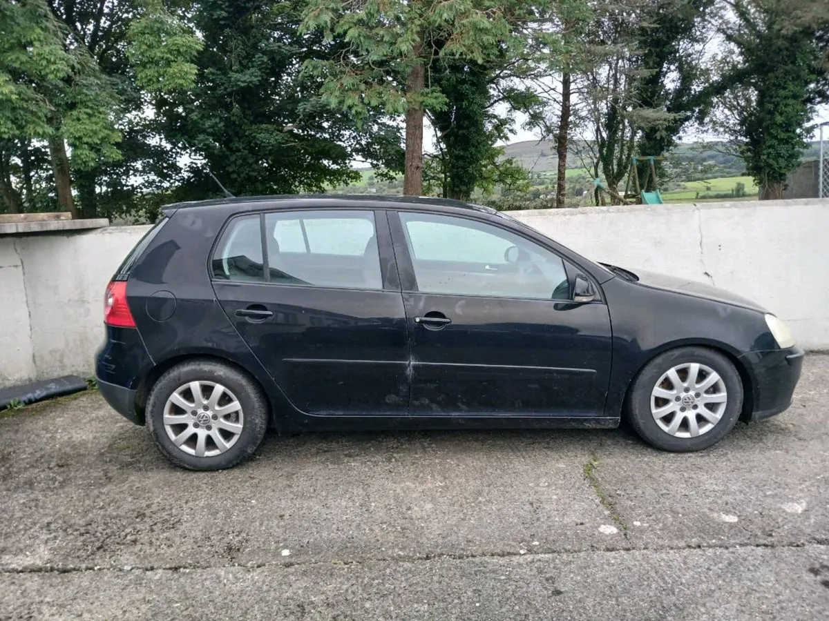 2007 mk5 golf 1.4 petrol for breaking only - Image 2