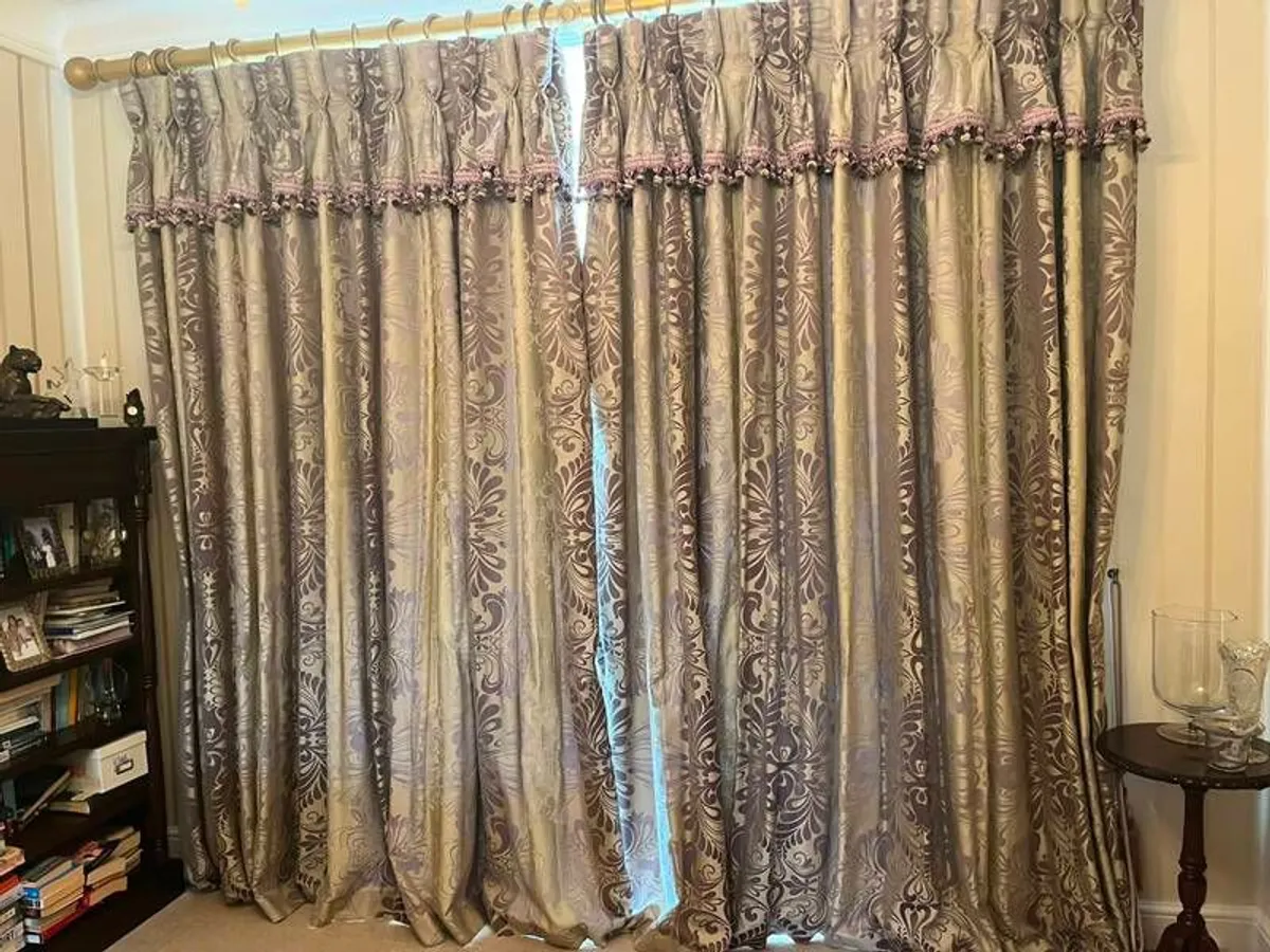 Fabulous curtains full length - Image 4