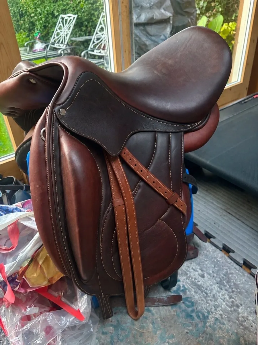 Antares brown dressage saddle 17” - Image 1