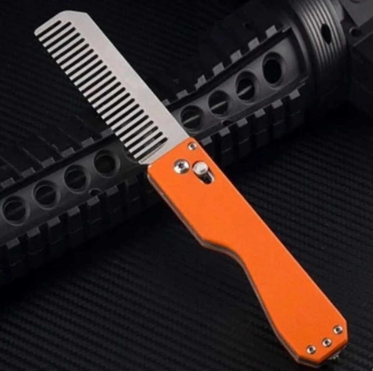 Titan SwitchCombs - Image 4