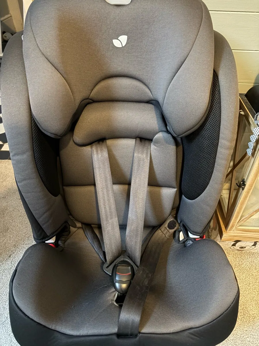 Joie Car seat - Image 1