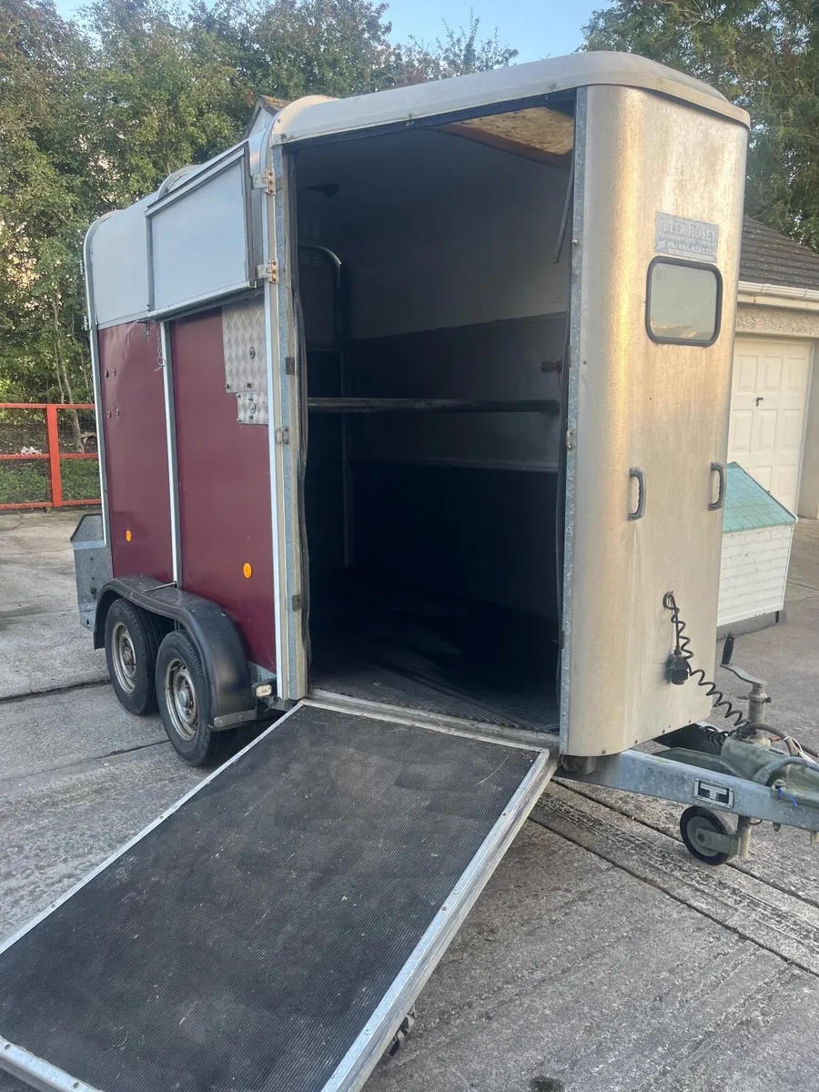 Horsebox - Image 1