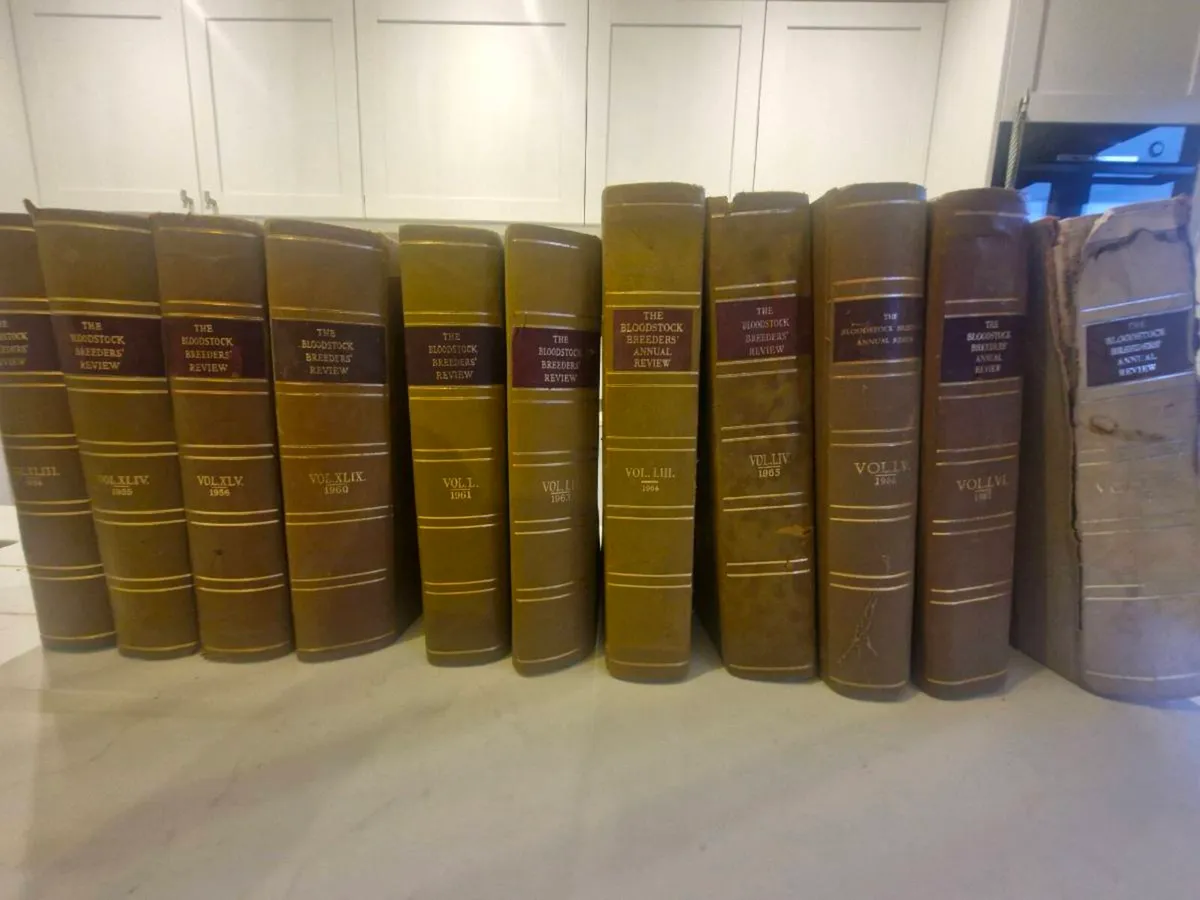 Vintage horseracing books - Image 2