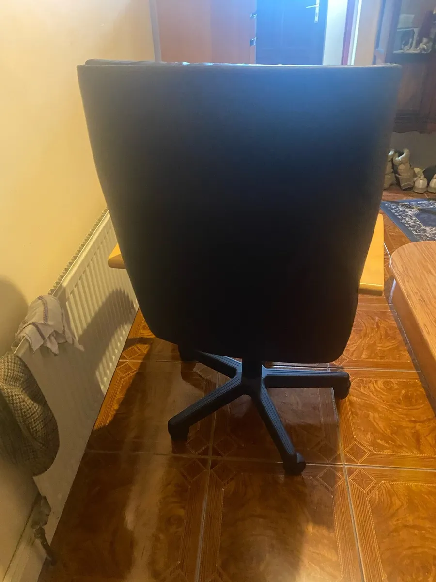 Office chair - Image 4