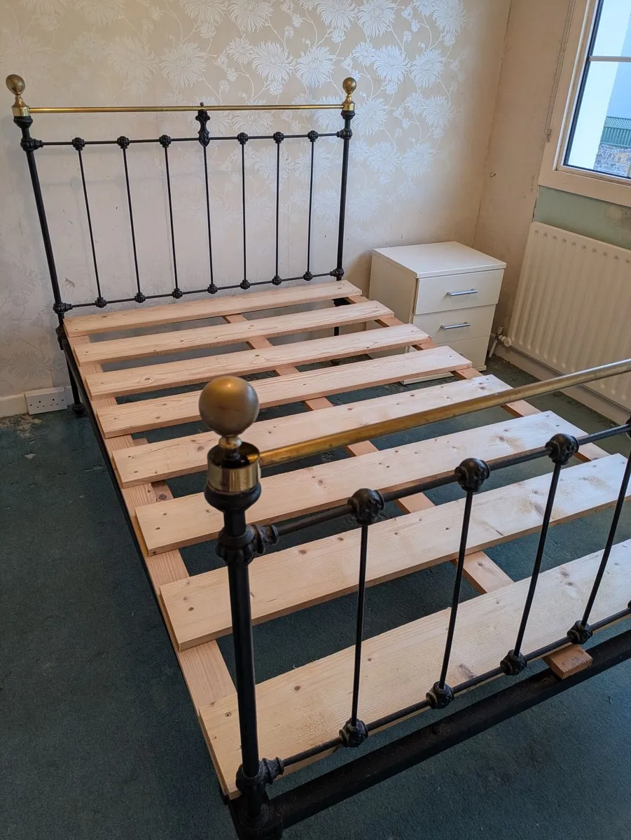 Metal bed - Image 3