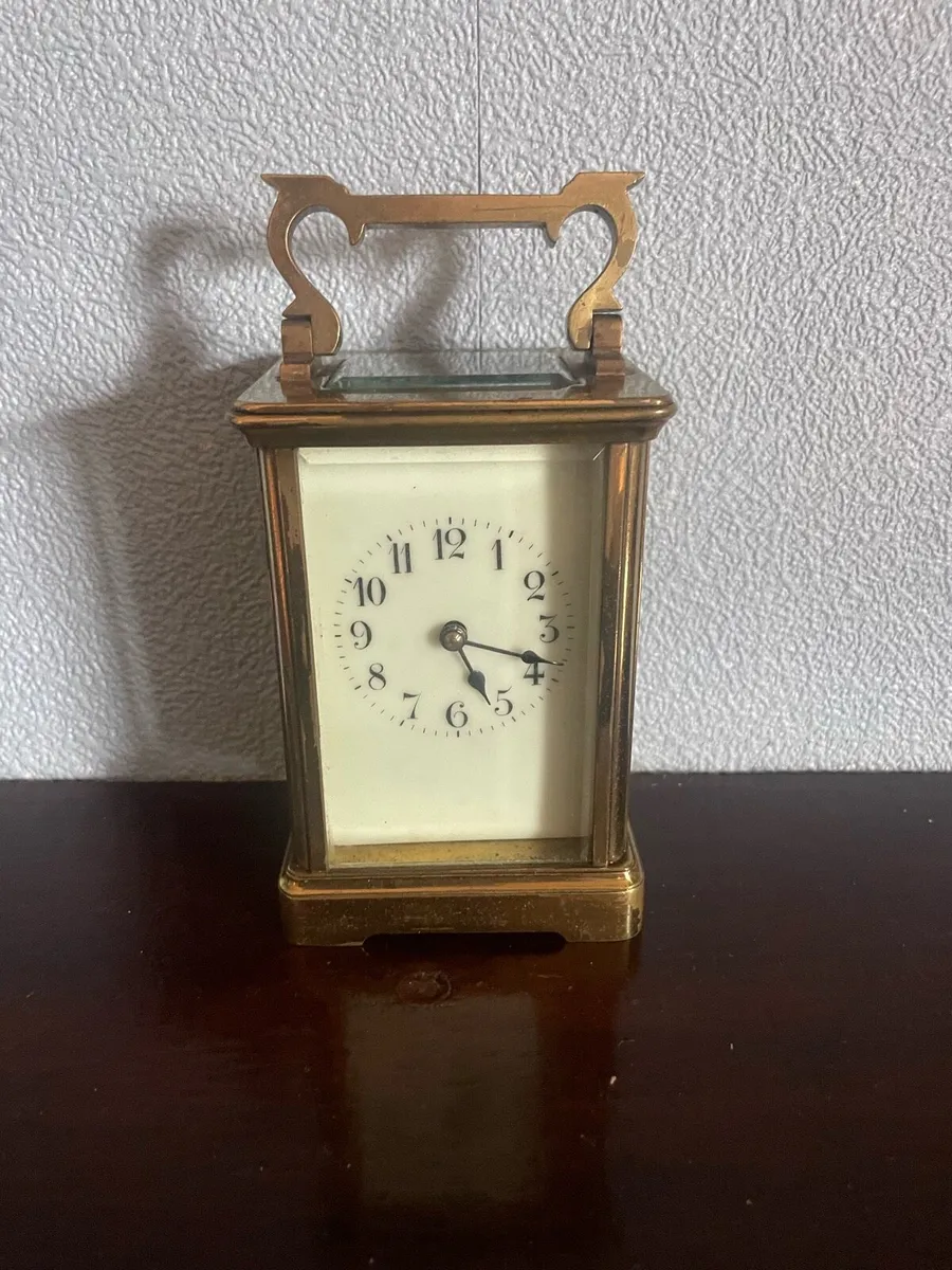 Mechanical brass carriage clock - Image 1